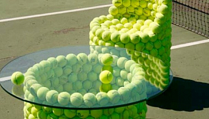Мебель из теннисных мячей